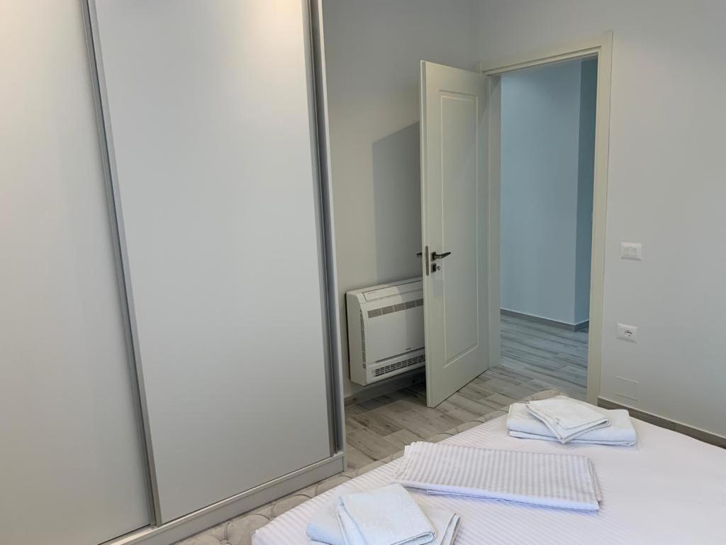 Delfin Apartments Саранда Экстерьер фото