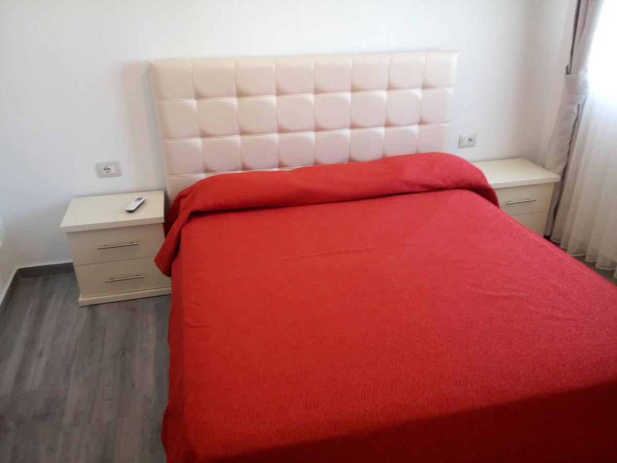Delfin Apartments Саранда Экстерьер фото